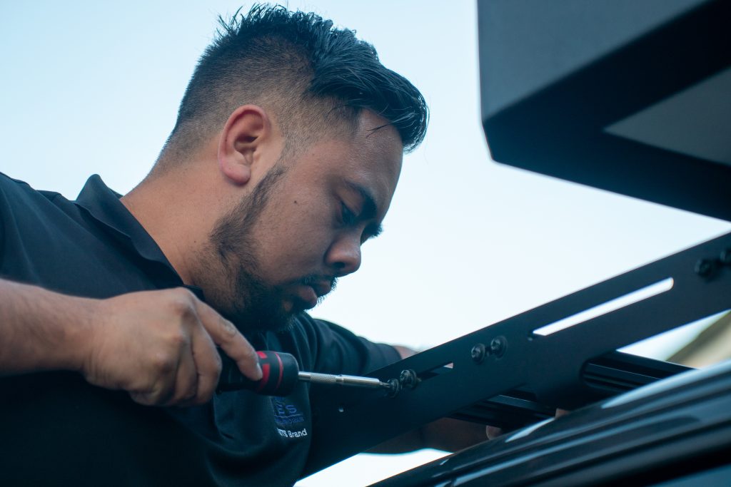 Installing R4T Roof Rack Handles