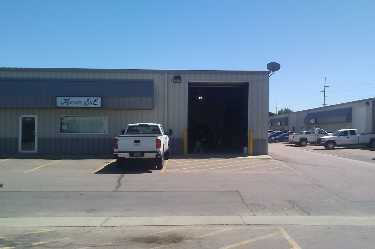 Mortie's Speed & Equipment - Sioux Falls, SD