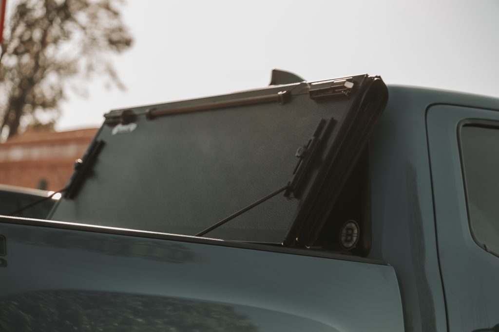 Hard Folding Tonneau Cover