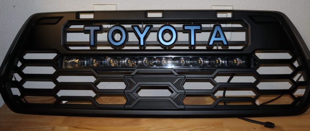 3rd Gen Tacoma Grille With Integrated Light Bar