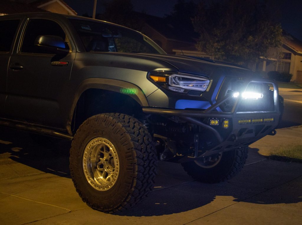 Yotaverse V2 Pro Grille With Light Bar For 3rd Gen Tacoma