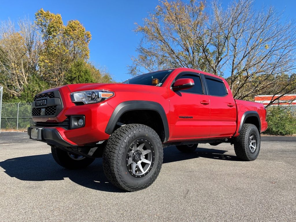 Lifted 3rd Gen Tacoma With Upgraded Wheels & Tires