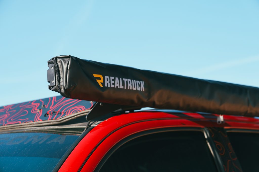 RealTruck 90-Degree Awning