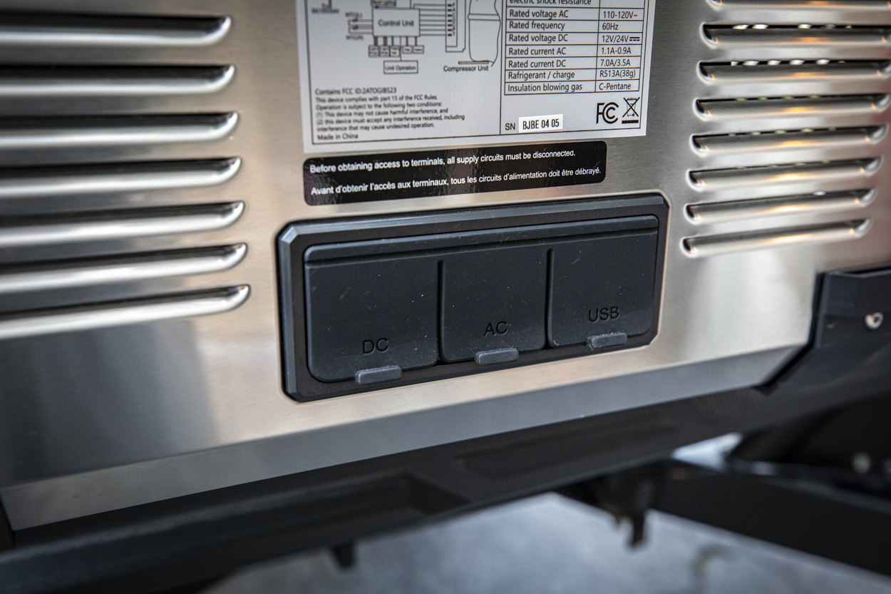 ICECO Fridge Power Input & Output
