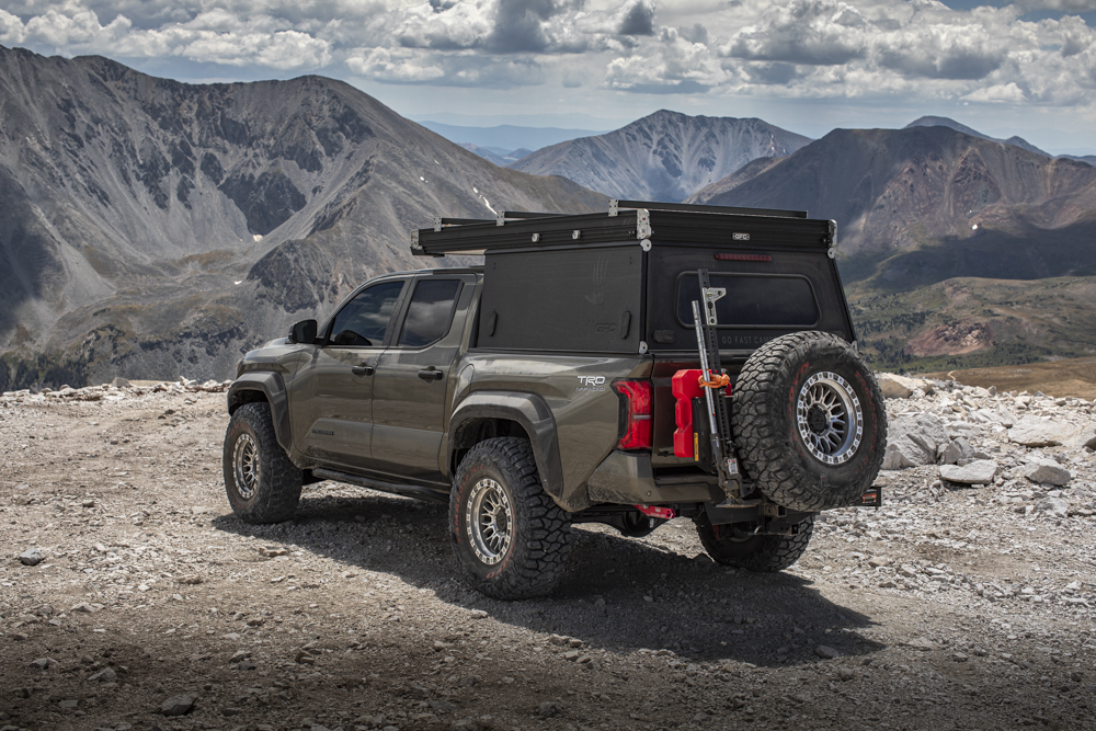4th Gen Tacoma Off-Roading With 37" RT Tires