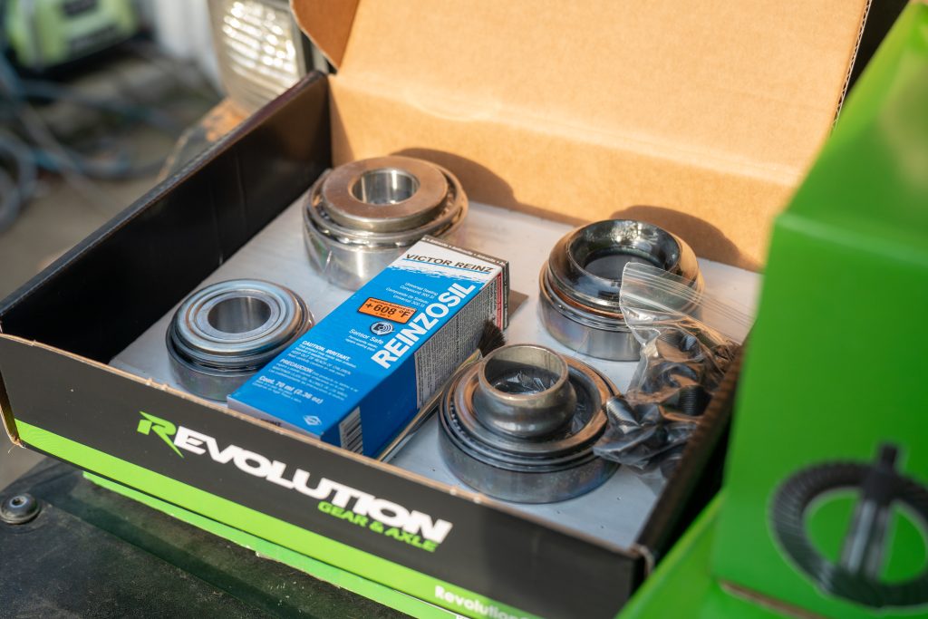 Master Install & Gear Kit From Revolution