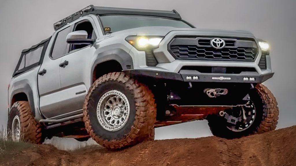 Silver 4G Tacoma With Machined Wheels & Peak Trek Kit