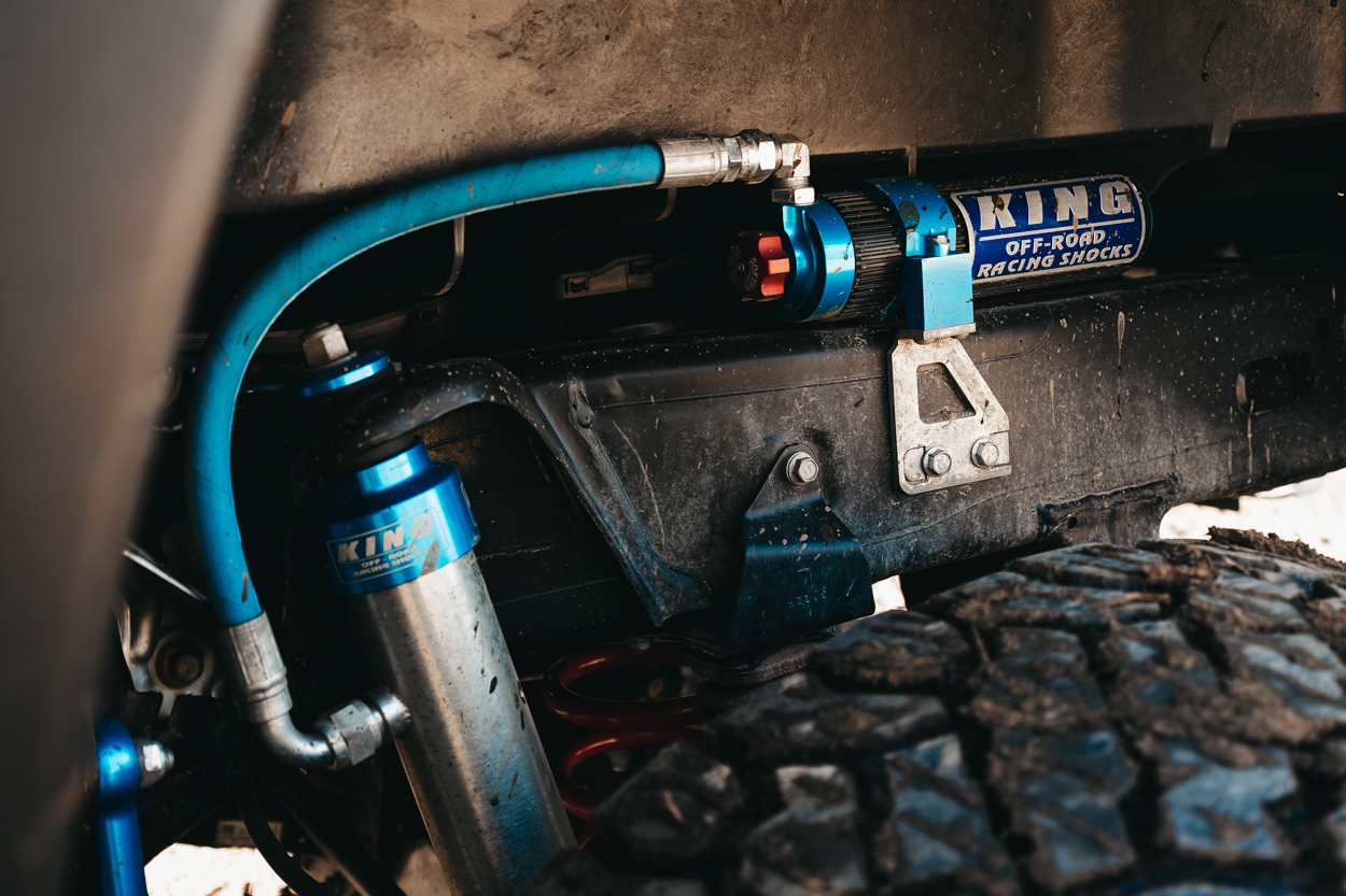 King 2.5 Shocks With Reservoirs & Adjusters For Tacoma