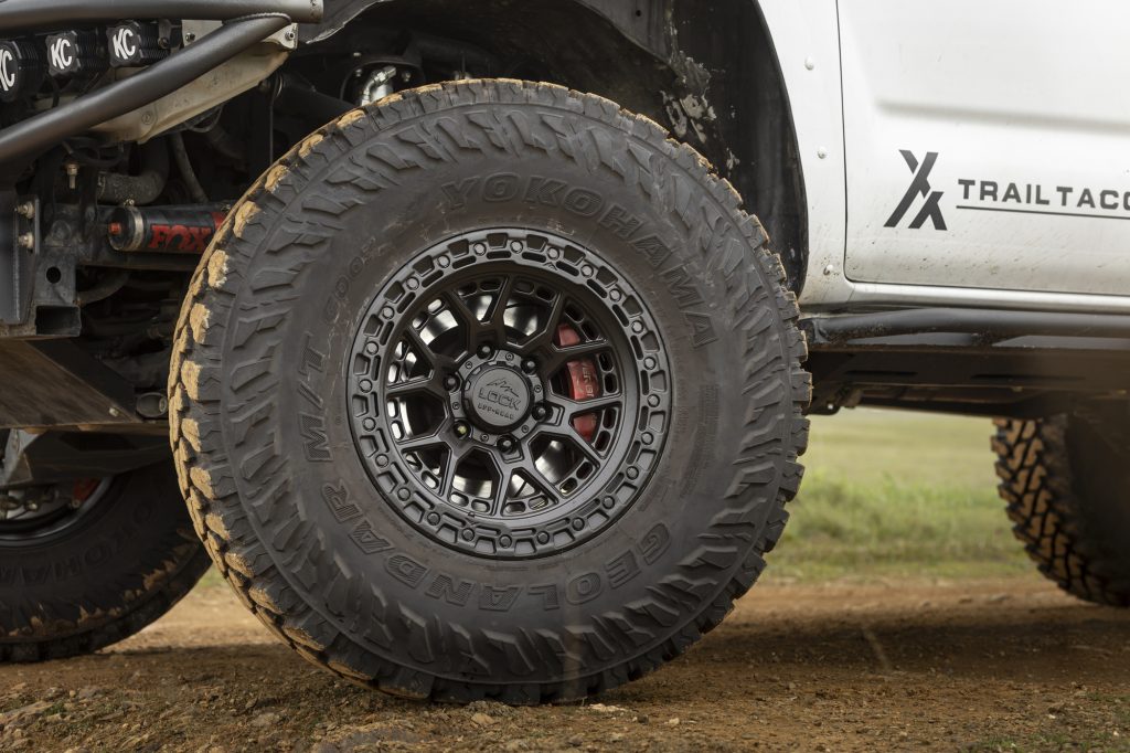 Lock Off-Road Commando Wheel With 37" Yokohama Geolandar MT
