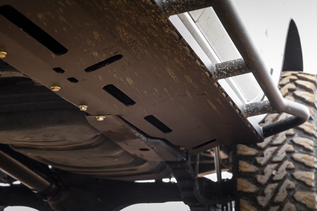 Skid Plate Style Flat Bottom Rock Sliders