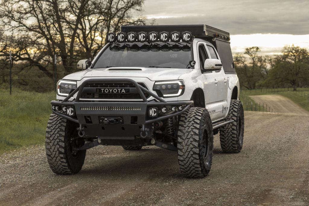2nd Gen Tacoma Skid Plate Style Rock Sliders With Flat Bottom